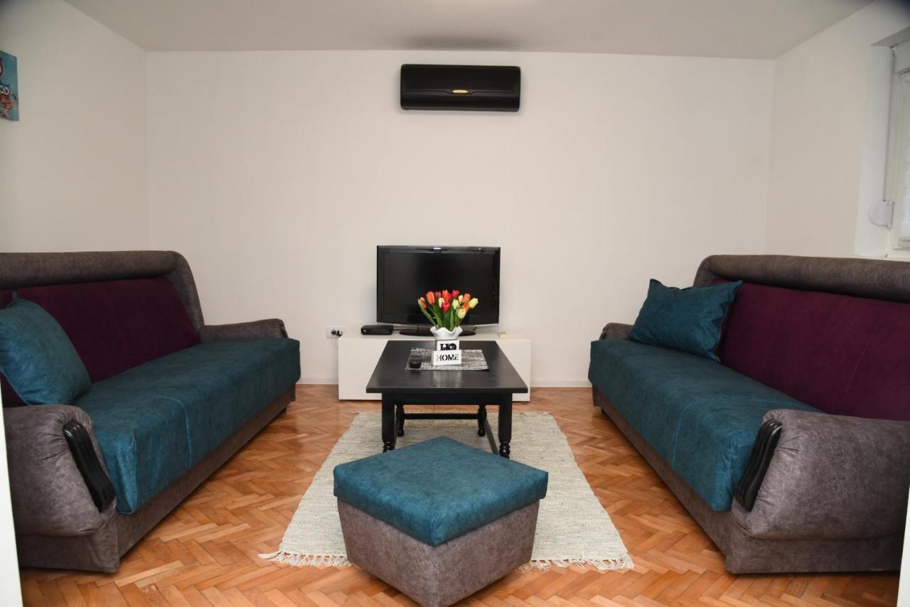 L & S Banjica * Belgrado