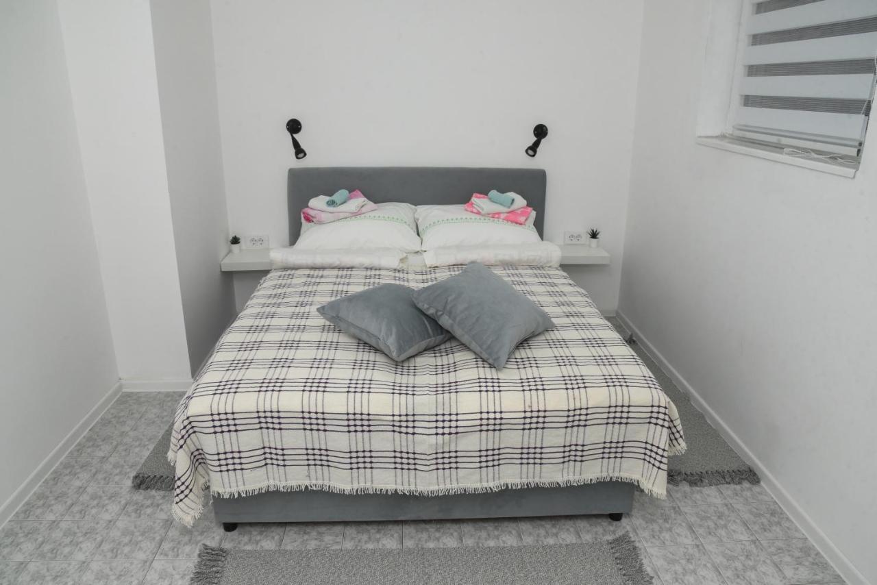 L & S Banjica Belgrado